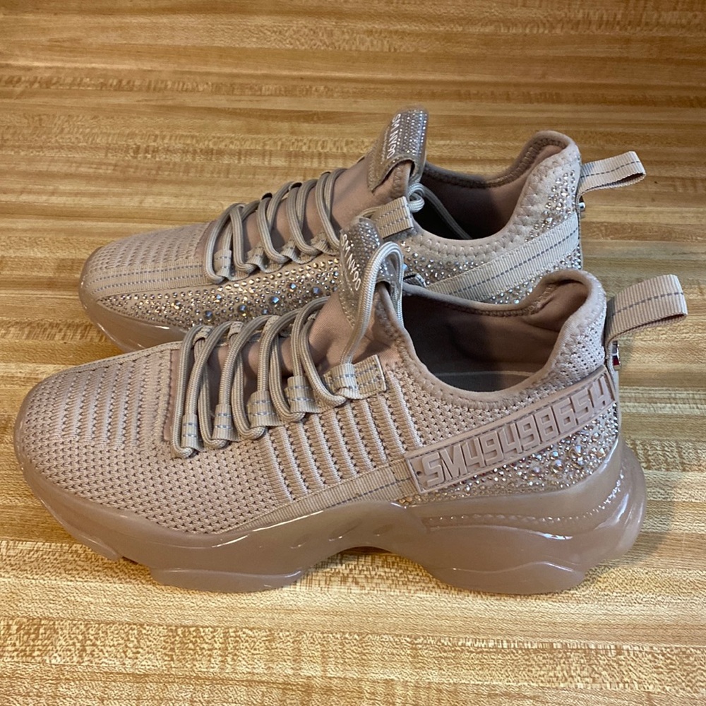 Steve Madden SM NY90 Women’s Maxima Blush Sneakers size 9M EUC